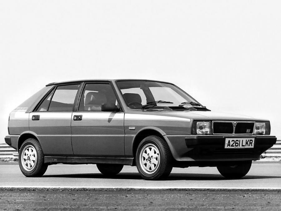  Lancia Delta HF Turbo 1983 года  (UK) (фото 1 из 2)